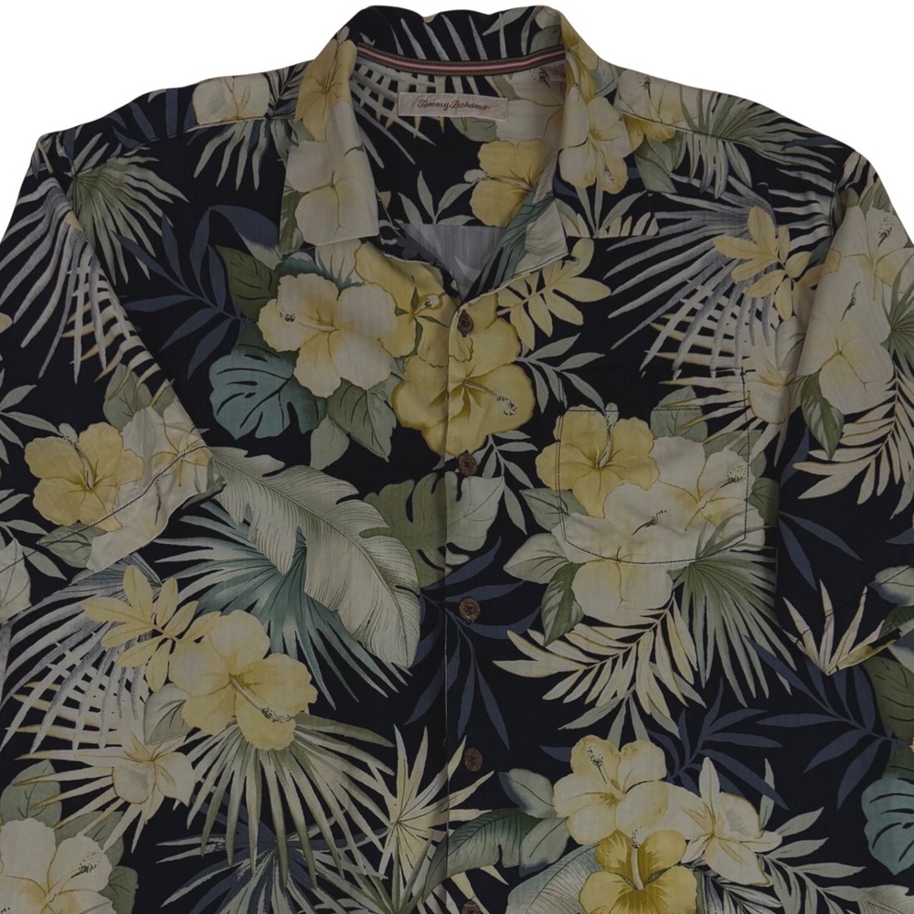 Tommy Bahama Camp Shirt Mens Large Navy‎ Yellow Floral Silk Tropical Hibiscus